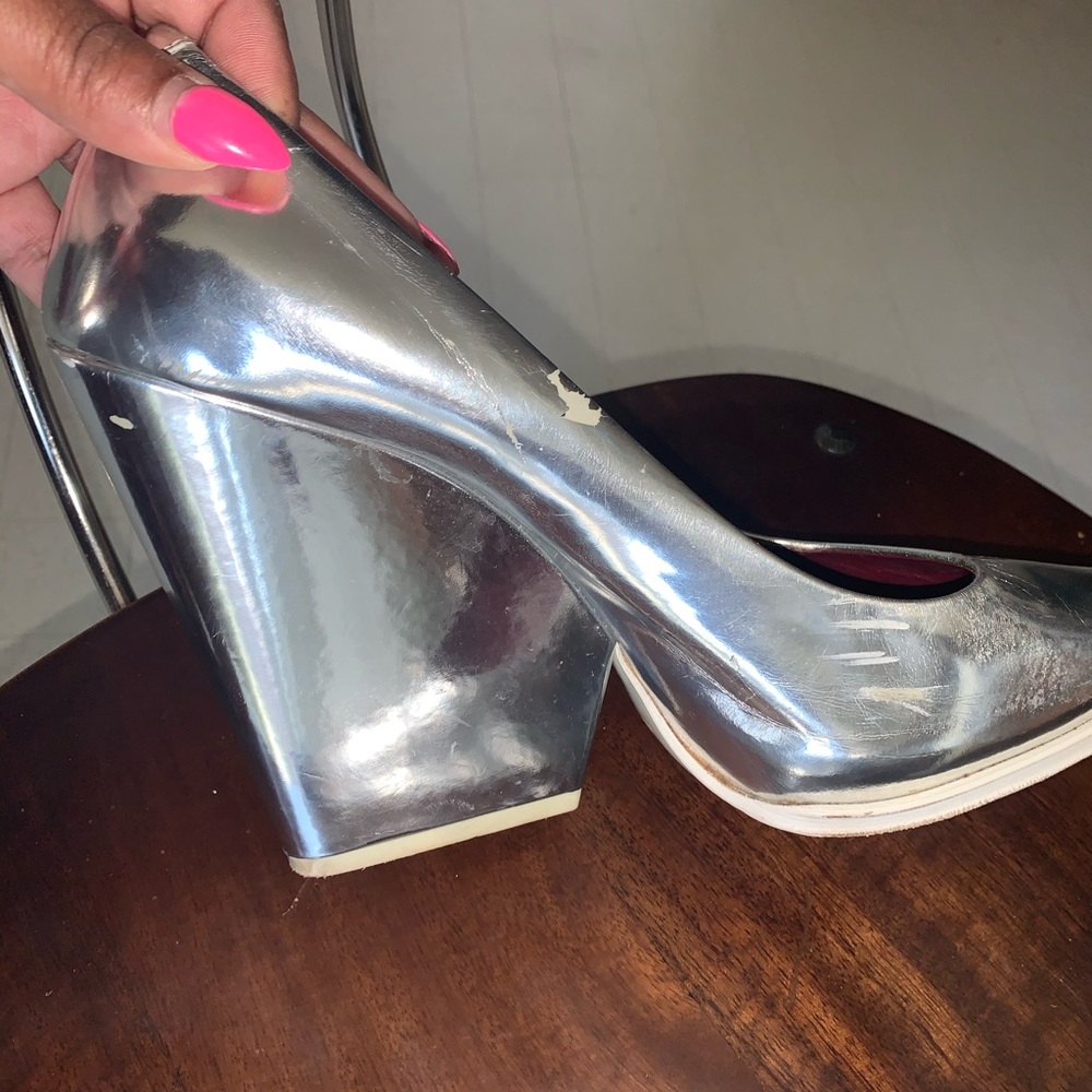 Celine Paris - Picture 5 of 8